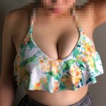 白ニットちゃん 4 三種の水着撮影 爆乳を堪能